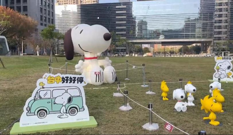台中打造史努比可愛交通城。（圖／民視新聞蔡枘埏攝）