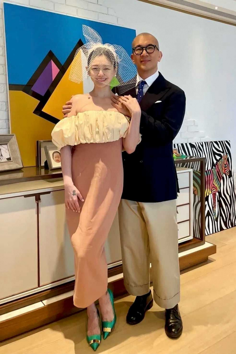 具俊曄雖然尚未完全走出喪妻之痛,但眼睛裡已經開始有亮光。(翻攝自具俊曄IG)