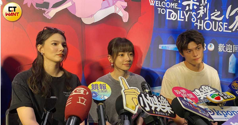 邱以太(右)坦言自己是「難搞的處女座」。(圖/郭曉芸攝)
