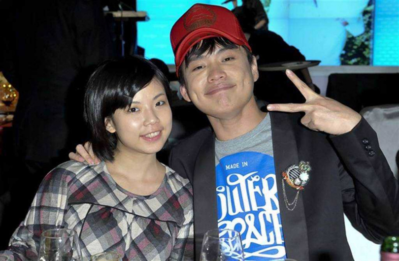 黃鐙輝的老婆萁萁同時身兼黃鐙輝的經紀人角色。（圖／報系資料照）
