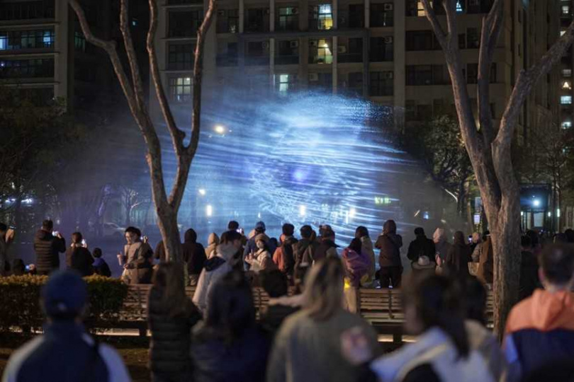 竹北光節遊人如織，17天一舉突破了60萬人次參與，可謂竹北地區近年最「吸客」的活動。（圖／翻攝自竹北市公所媒體群組）