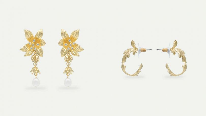 左：Les Néréides 小小凡爾賽-金色百合花與淡水珍珠耳環／7,200元；右：金色茛苕葉耳環 ／3,400元（圖／品牌提供）