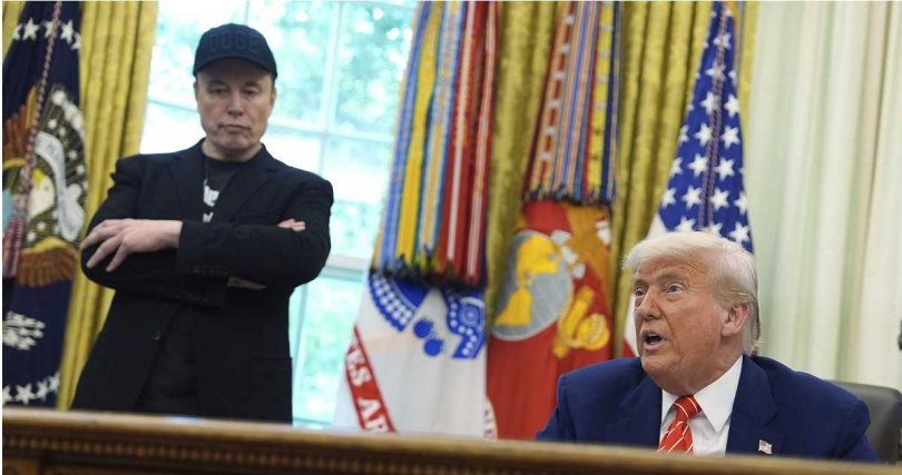 美國特斯拉執行長馬斯克與總統川普翻臉，揚言成立新政黨「美國黨」，引發美政壇震撼。（圖／達志／美聯社）