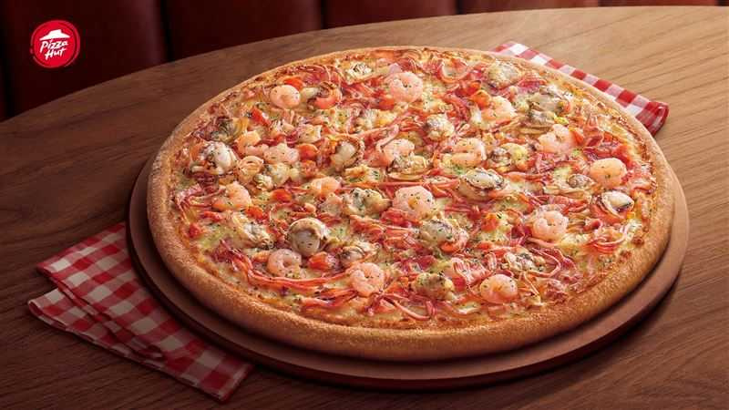 必勝客海鮮比薩升級為「經典海鮮四重奏」。(圖/必勝客提供)