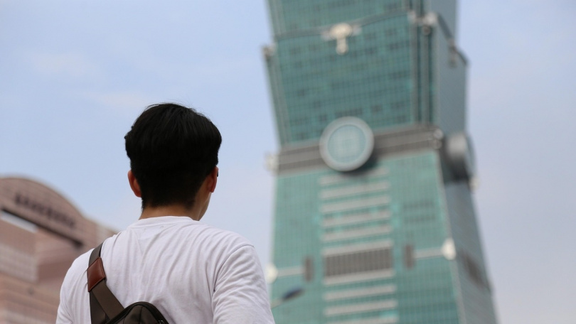   有不少網友認為雙北居住成本高，建議原PO請調回自己家鄉，日子才能過得比較輕鬆。（示意圖／取自pixabay）  