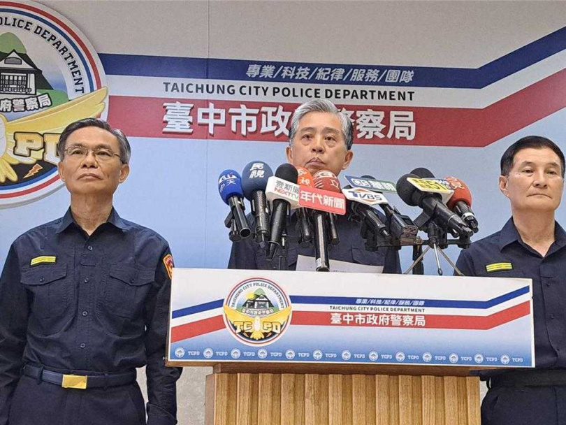 警察局長吳敬田召開記者會，說明辣椒水事件原委，並宣佈已火速將周俊銘拔官調職。（圖／報系資料照）