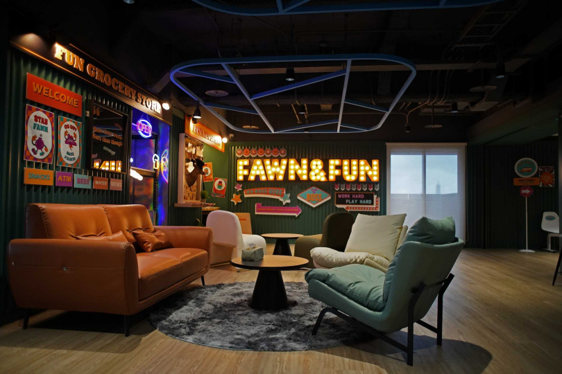 小鹿文娛於台北車站旁的基泰Worktel大樓推出「Fawn Work」共享辦公室，營造「玩在工作」的氛圍。（圖／小鹿文娛提供）