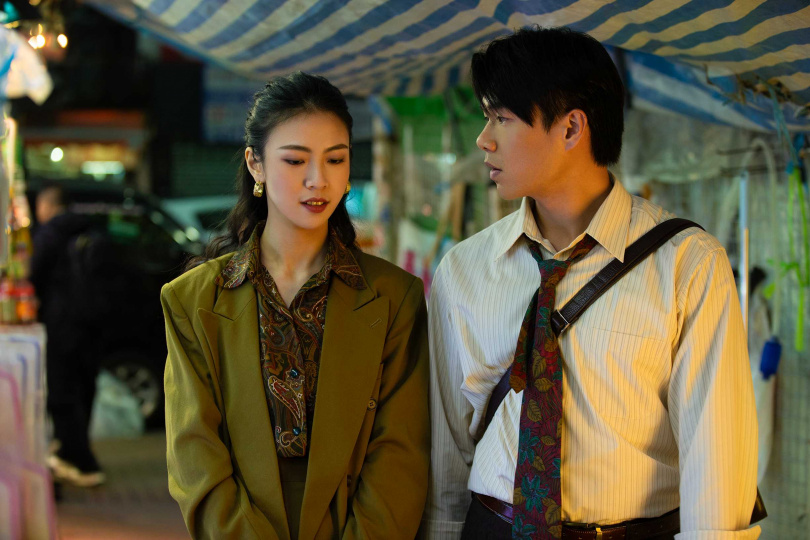 柯煒林和馬士媛在MV中上演婚外情。（圖／索尼音樂提供）