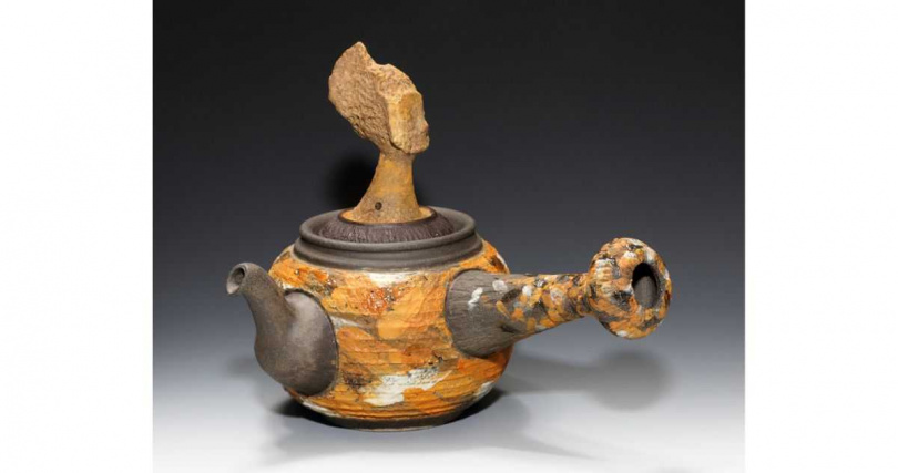 游正民所創作，包括女王頭瀹茶壺在內的「台灣系列」，深受兩岸茶人及收藏家喜愛。（圖╱吳德亮攝）