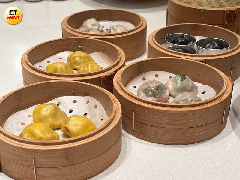 雞鳴湯包始創於1955年，因作法源自南京著名的雞鳴酒家而得名。（圖╱王若攝）