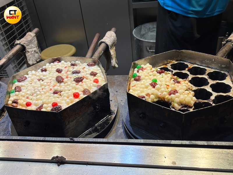 「陸氏梅花糕」是到老門東必吃的在地美食。（圖╱王若攝）