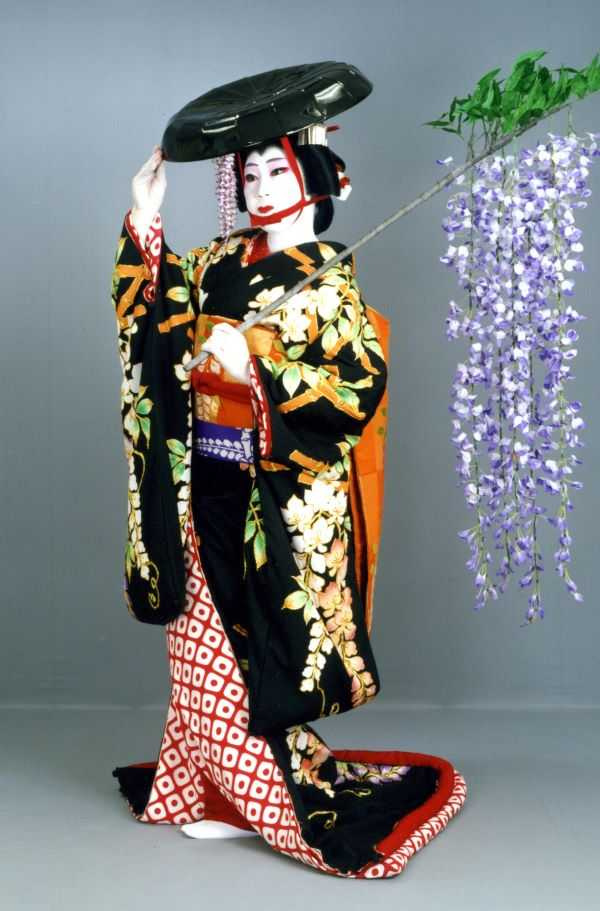 鄭美麗開創美麗和服日舞文化學苑在台深耕17年有成。（圖／吳德亮攝影）