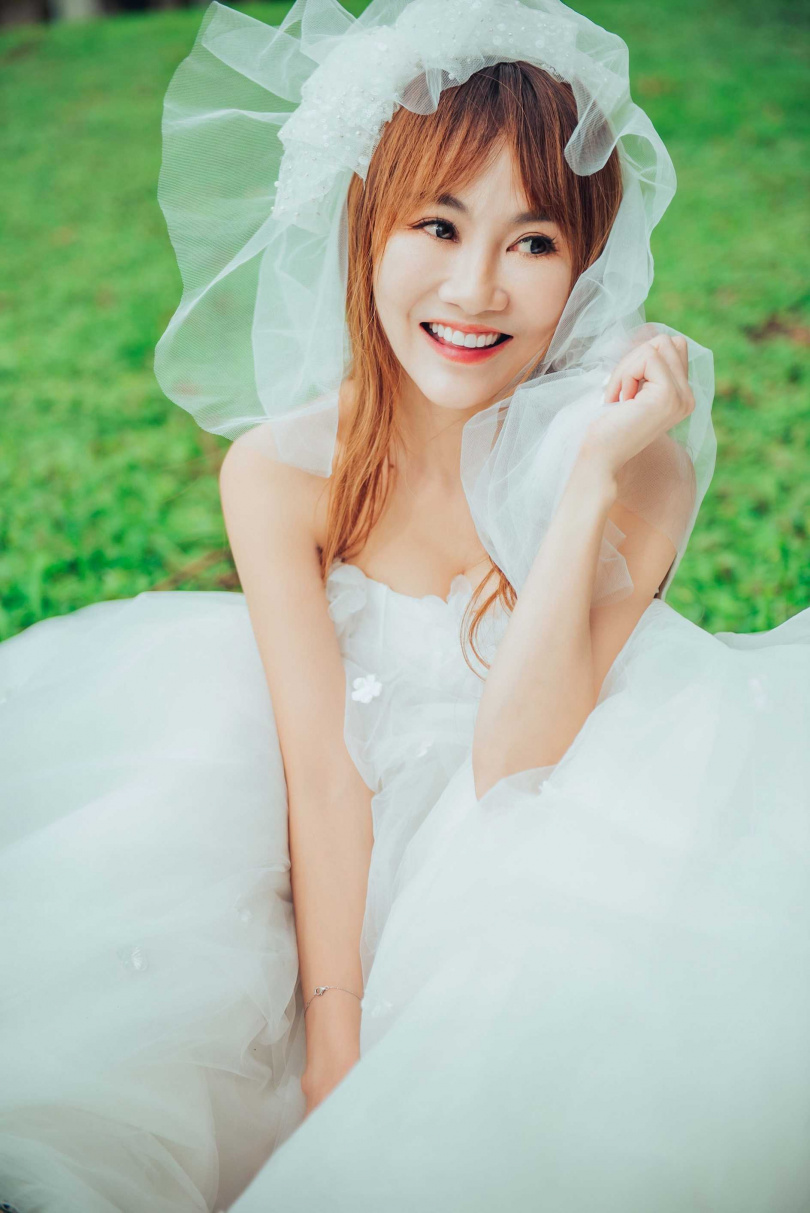 王宥忻廣邀千對新人與老夫老妻共同走上紅毯,重溫甜蜜初衷(圖/台北法國巴黎婚紗提供)