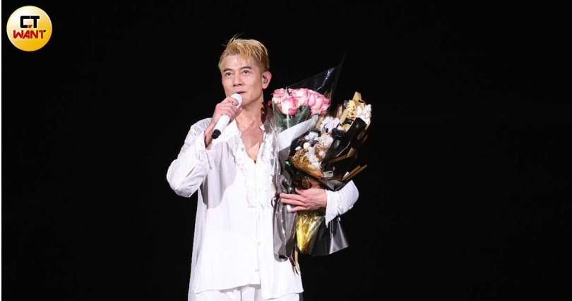 郭富城感謝粉絲們一路支持。（圖／焦正德攝）