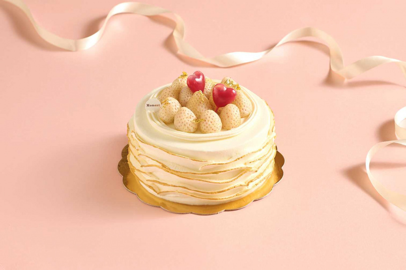 台北美福的Moment café & bakeryMoment cafe於情人節推出「戀雪」莓果起士蛋糕。(1,380元/5吋,圖/台北美福大飯店提供)