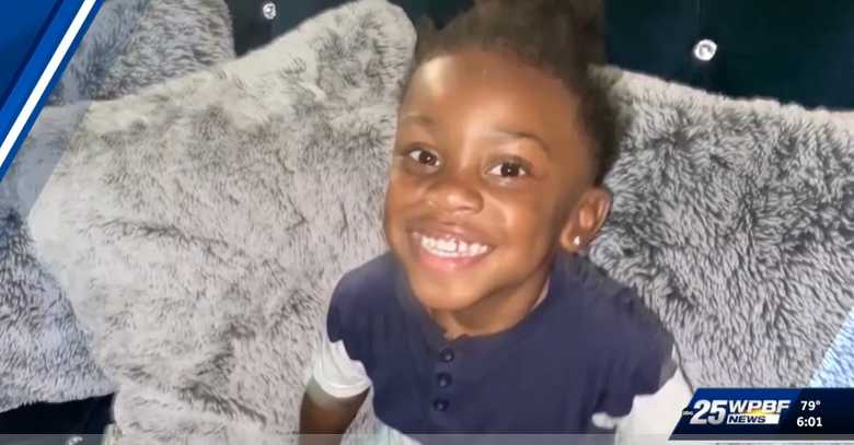 美國佛州一名女子供稱為驅邪悶死親生兒子，初步驗屍結果與供詞一致。（圖／翻攝自WPBF 25 News）