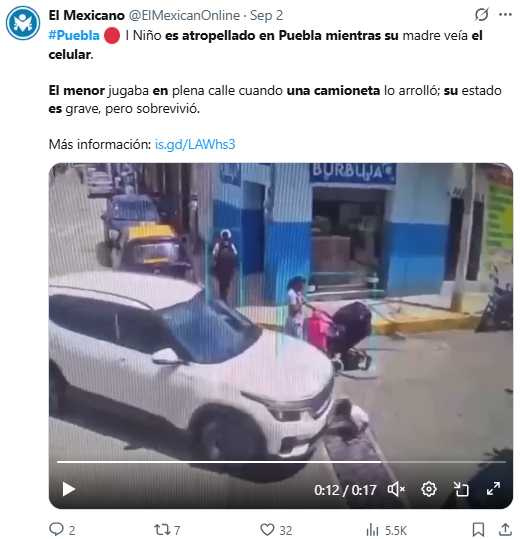 事發畫面流出，幼童母親當時分心滑手機，未及時注意孩子動向。（圖／翻攝自X， @ElMexicanOnline ）