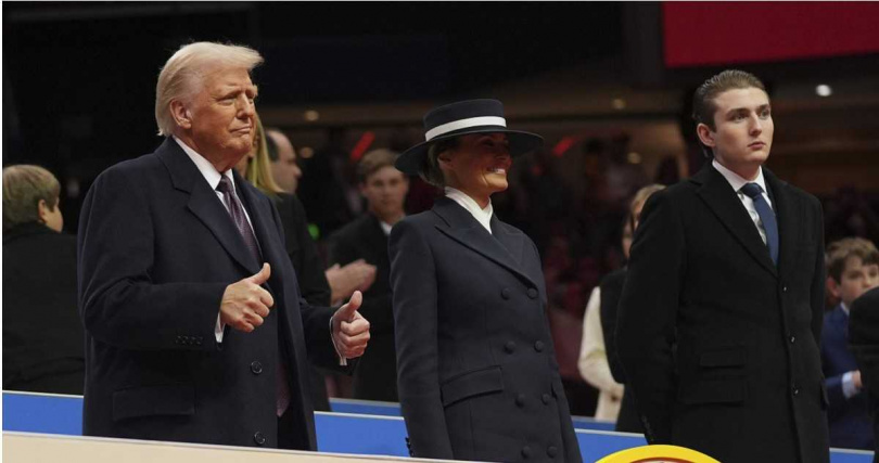 美國總統川普之子巴倫日前在川普大樓進行私人約會,整層樓封閉維安。