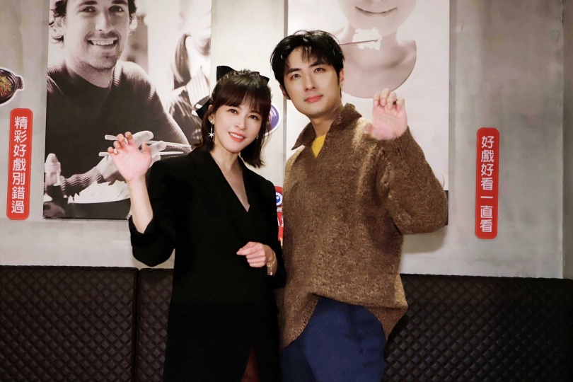 蘇晏霈、李運慶在《豆腐媽媽》演一對貌合神離的夫妻。（圖／民視）