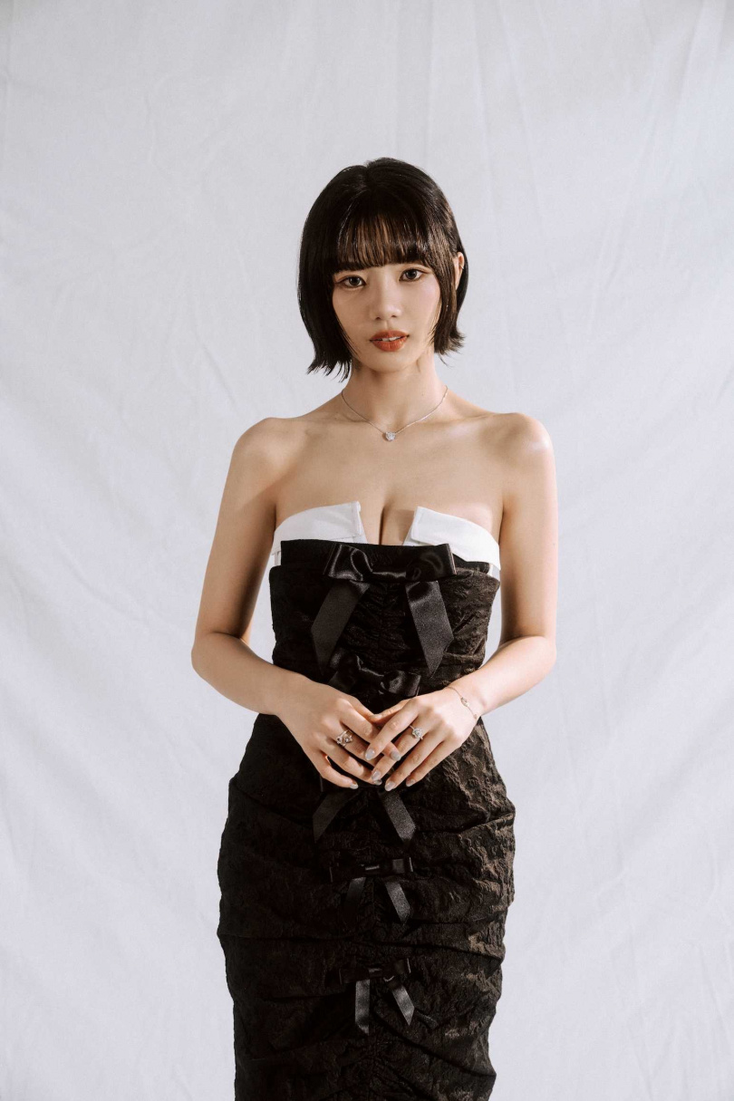 木木將和阿本、陳漢典一同主持高雄跨年晚會《2026雄嗨趴》。(圖/高雄市政府提供)