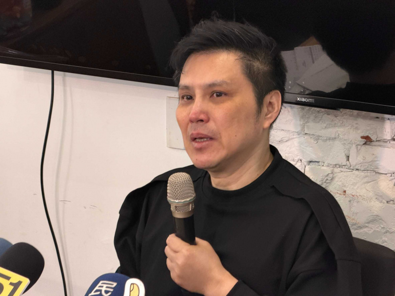 55歲前「憲憲家族」成員洪誠陽，出面指控女星張淳淳涉嫌詐騙。（圖／洪誠陽提供）