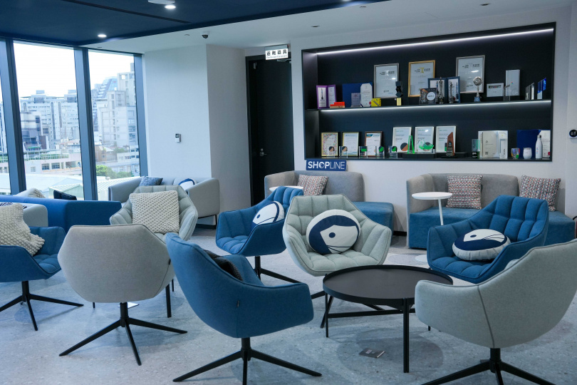 SHOPLINE 全新會客空間兼具舒適性與功能性,展示深耕台灣市場的重要里程碑。(圖片提供/SHOPLIN)