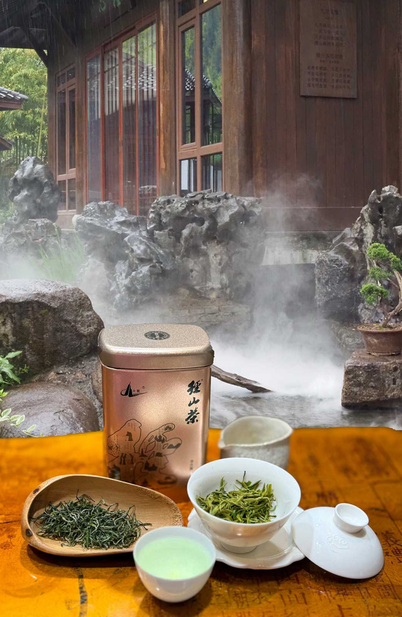 徑山茶開湯後色澤嫩綠透亮，香氣清幽，滋味鮮醇。（圖╱吳德亮攝）