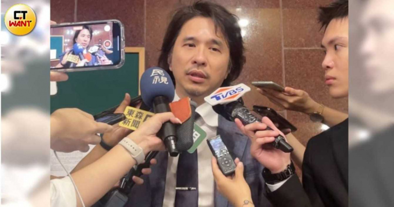 教育部次長葉丙成（圖）傳出請假3個月後已遞辭呈。（圖／林則澄攝）