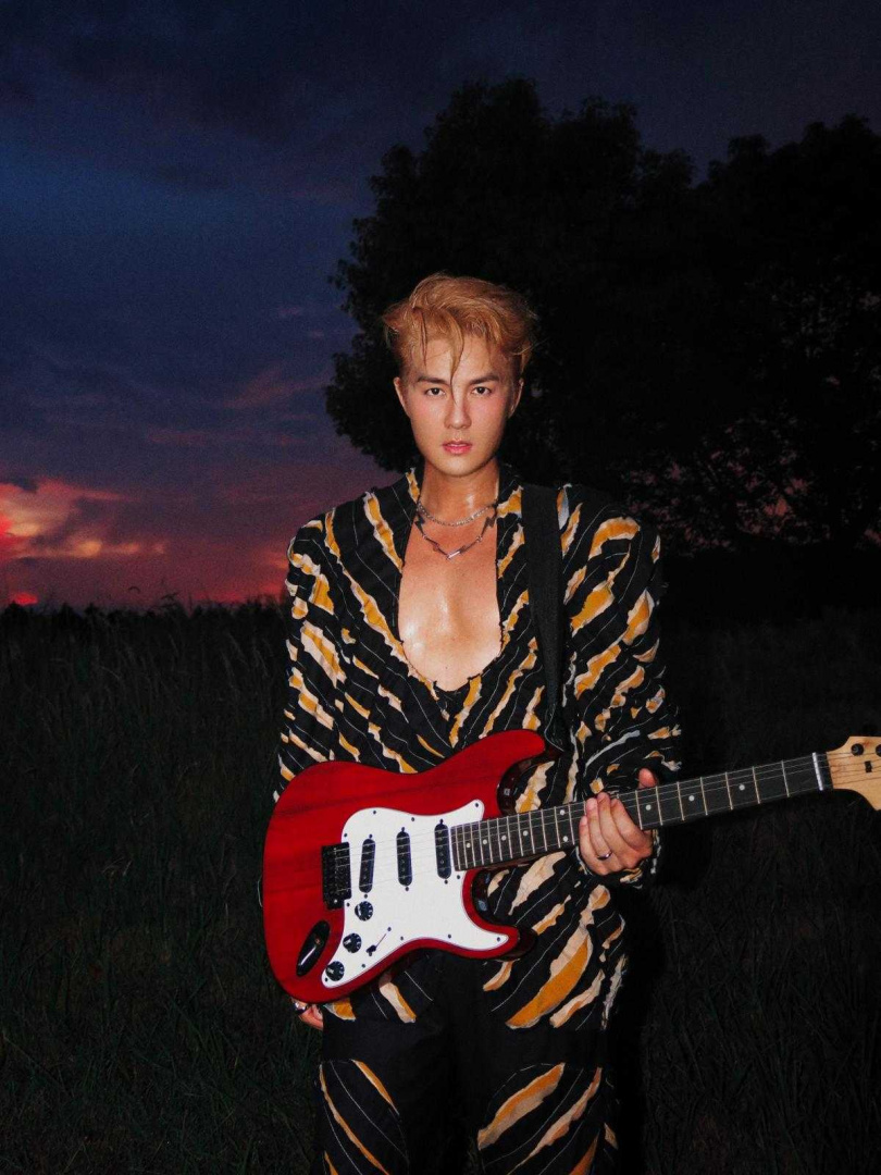 在歌曲正式發布前，吳克群已提前將〈沒了命愛你〉帶到多場素人婚禮中「驚喜首唱」。（圖／吳克群工作室提供）