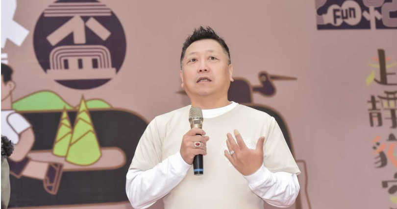 為了推廣電影與宗教文化，王重正特別與全台八十八間宮廟合作聯合宣傳。（圖／北投映像電影有限公司提供）