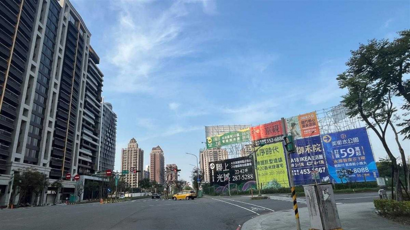 原PO舉例自己投資的桃園青埔，在中壢、桃園相關臉書社團常被酸是鬼城、位置偏遠、生活機能差。（示意圖／東森財經新聞）