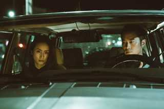 《深度安靜》林依晨（左）在車內的情緒失控戲，讓張孝全留下非常深刻的印象。（圖／風起娛樂提供）