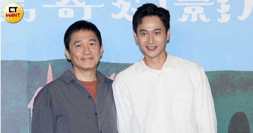 與影帝梁朝偉合照,劉冠廷格外靦腆。(圖/侯世駿攝)