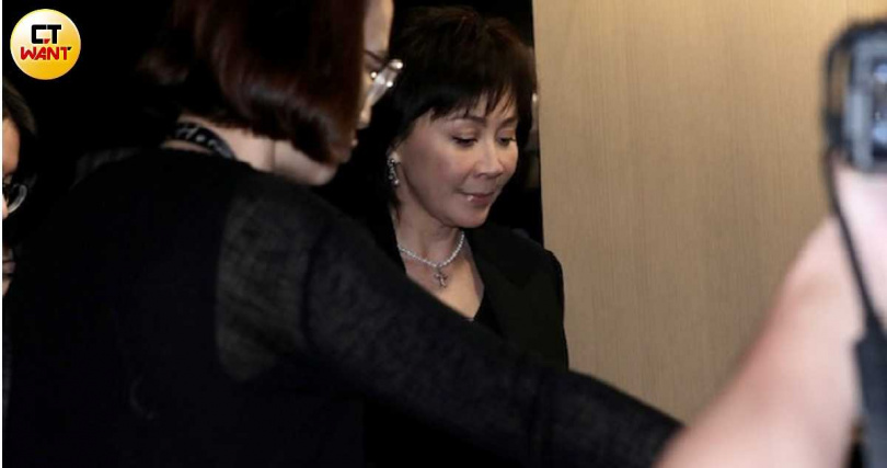 劉嘉玲低調陪伴。(圖/侯世駿攝)