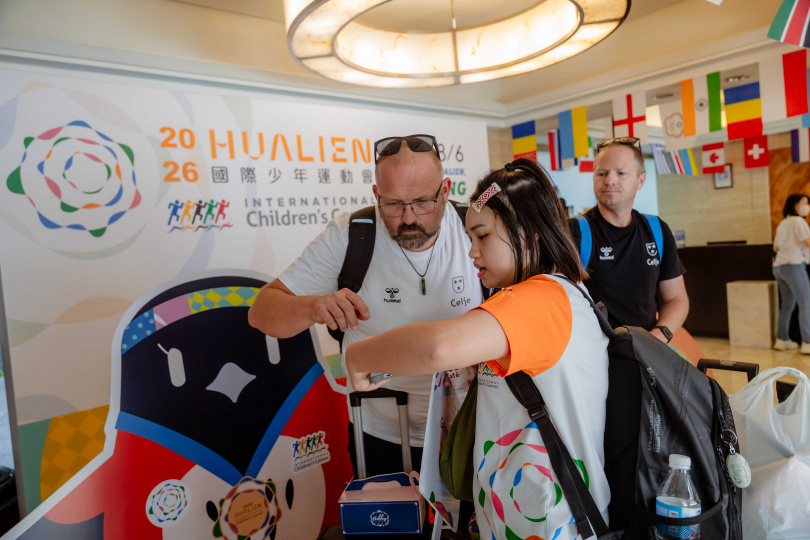 各國選手陸續抵達花蓮，完成報到並入住選手村，迎接2026國際少年運動會。（圖／花蓮縣政府提供）