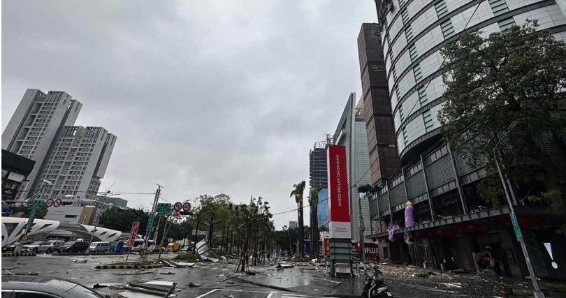 現場一片狼藉。(圖/翻攝你好台中臉書)