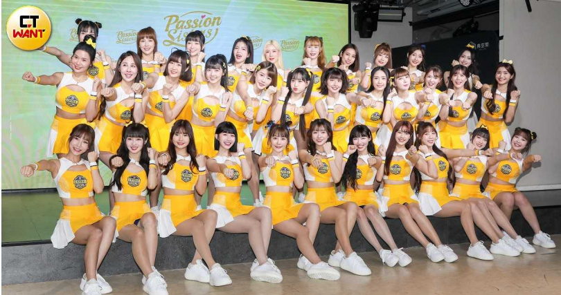 PS女孩2025全新陣容共有33位成員。（圖／林士傑攝）