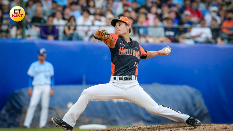 獅隊先發投手林詔恩主投5又3分之1局。(圖／侯世駿攝）