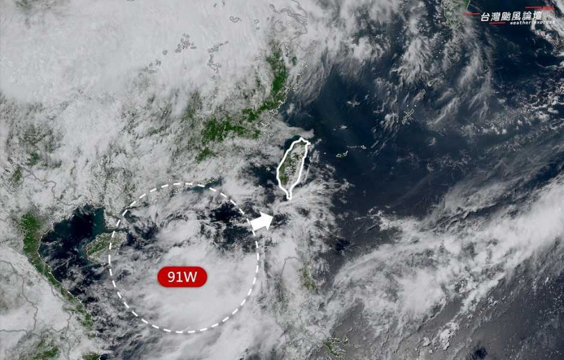熱帶擾動91W生成颱風的機率低。（圖／翻攝自台灣颱風論壇｜天氣特急臉書）