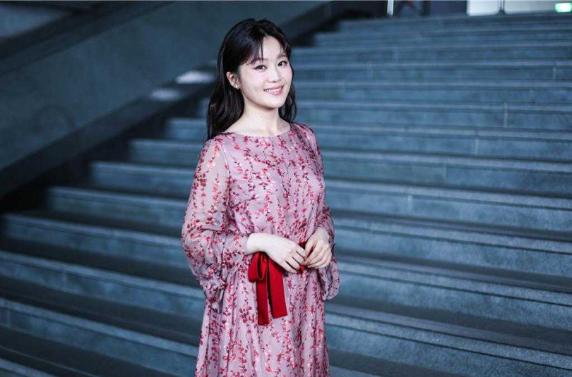 楊小黎坦言,無法面對父母離世。(陳俊吉攝)