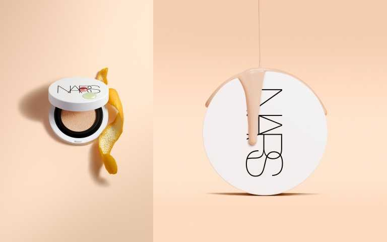 NARS 裸光凝亮水精華氣墊 SPF 50+ / PA++ 11g/2,200元。 (NARS 裸光凝亮水精華氣墊粉盒/600元;NARS裸光凝亮水精華氣墊 (蕊) SPF 50+/PA++ 11g/1,600元。)(圖/品牌提供)