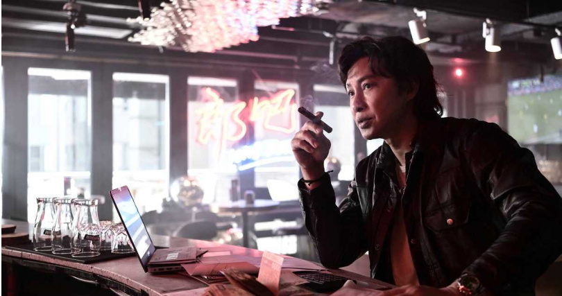 譚耀文坦承在疫情期間一度感受到中年危機。（圖／華映提供）