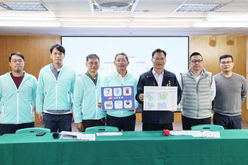 針對25日停水30小時，台南市政府經發局與自來水公司六區今天召開記者會，說明因應措施。（圖／台南市政府提供）