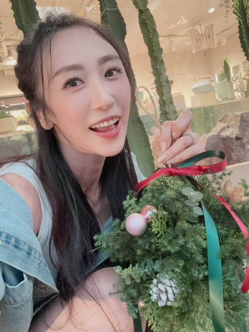 近來蔡允潔身體亮紅燈,常在社群分享自我打氣文。(圖/翻攝自蔡允潔臉書)