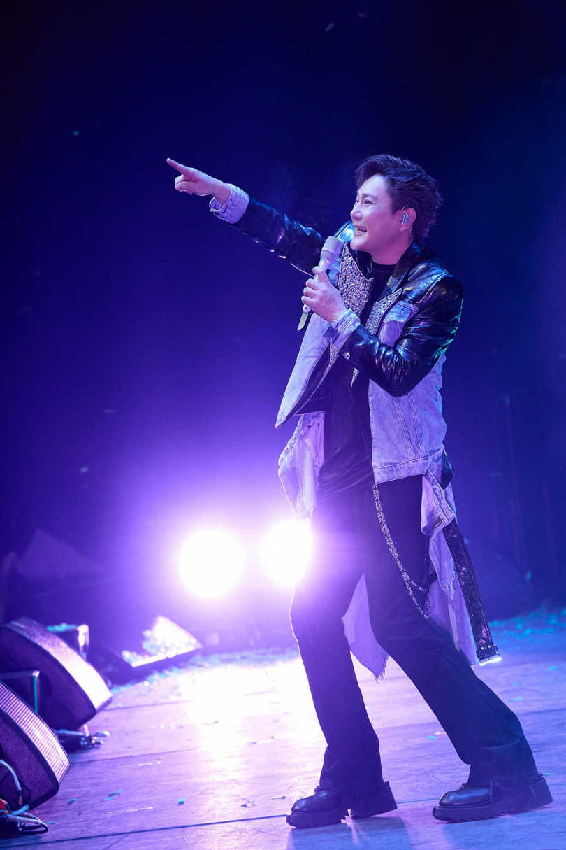 張信哲坦言曾以為再唱兩年半就要退休。(圖/潮水音樂提供)