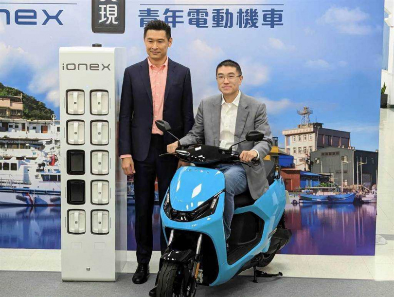 謝國樑上任後,積極推動青年電動機車補助計畫。(圖/報系資料照)
