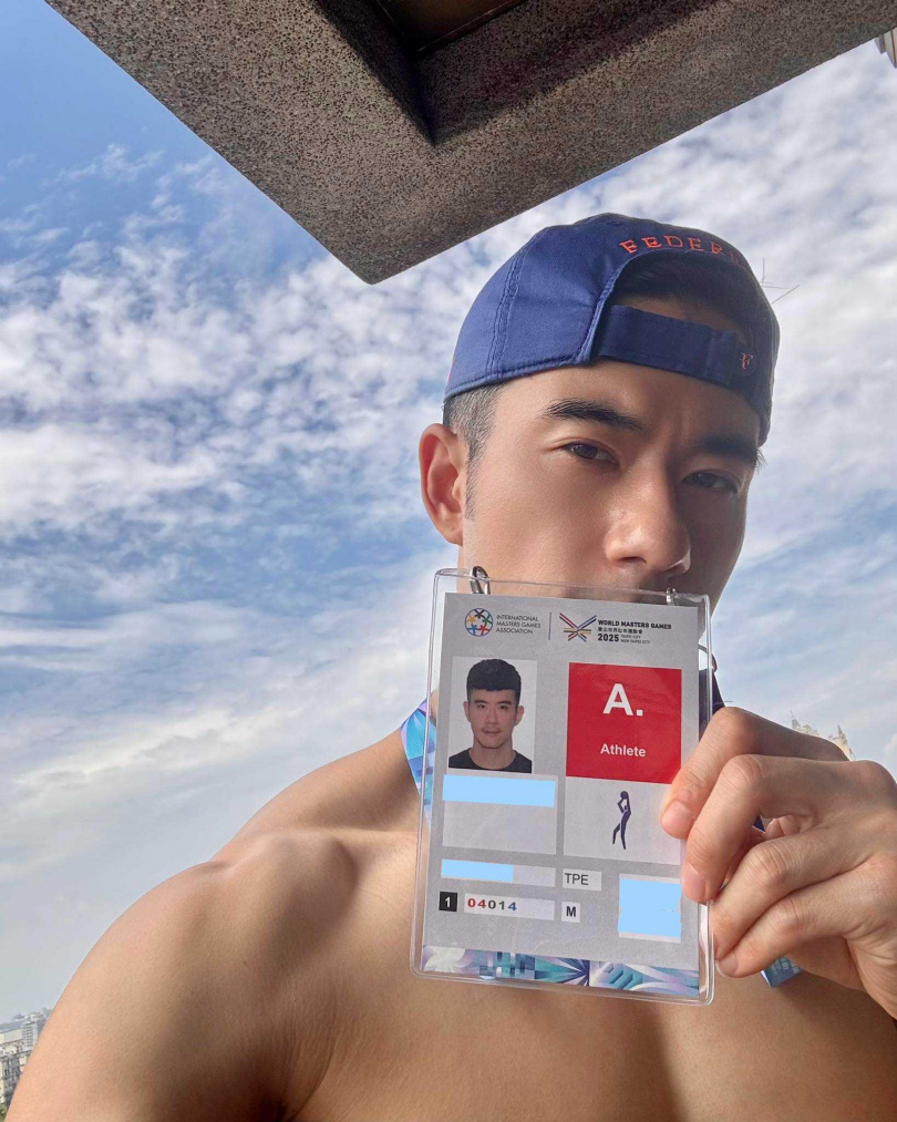 12年來不間斷的健身訓練，JR紀言愷自豪體態還被國際選手認可。（圖／翻攝自JR臉書）