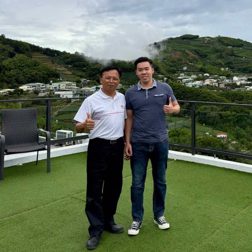 嘉義縣番路鄉長蕭博勝（左）將與新銳導演郭嘉豪合作9月上映的影像故事。（圖／翻攝自番路鄉公所媒體群組）