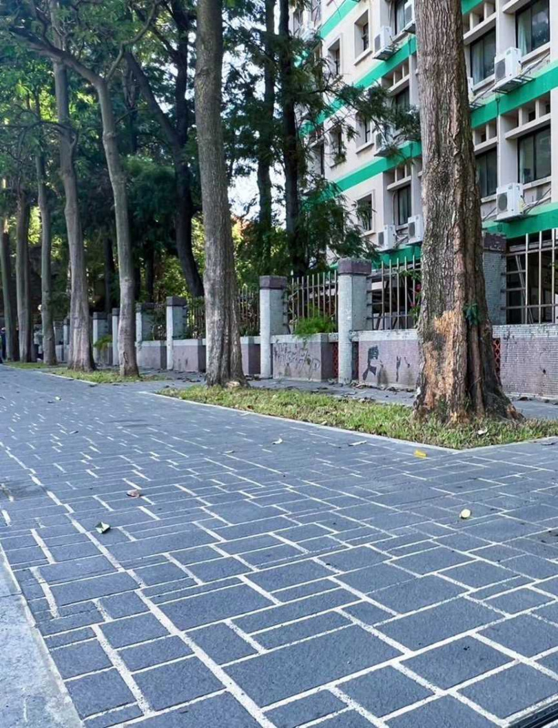 竹北高中改隸屬國立陽明交通大學附屬高中,校園周邊步道也在竹北市公所協助下一併優化。(圖/翻攝自竹北市公所媒體群組)