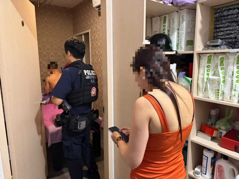 警方曾在蘆洲破獲以「抓龍筋」為幌子，實際從事半套賣淫的養生館。（圖／報系資料照）